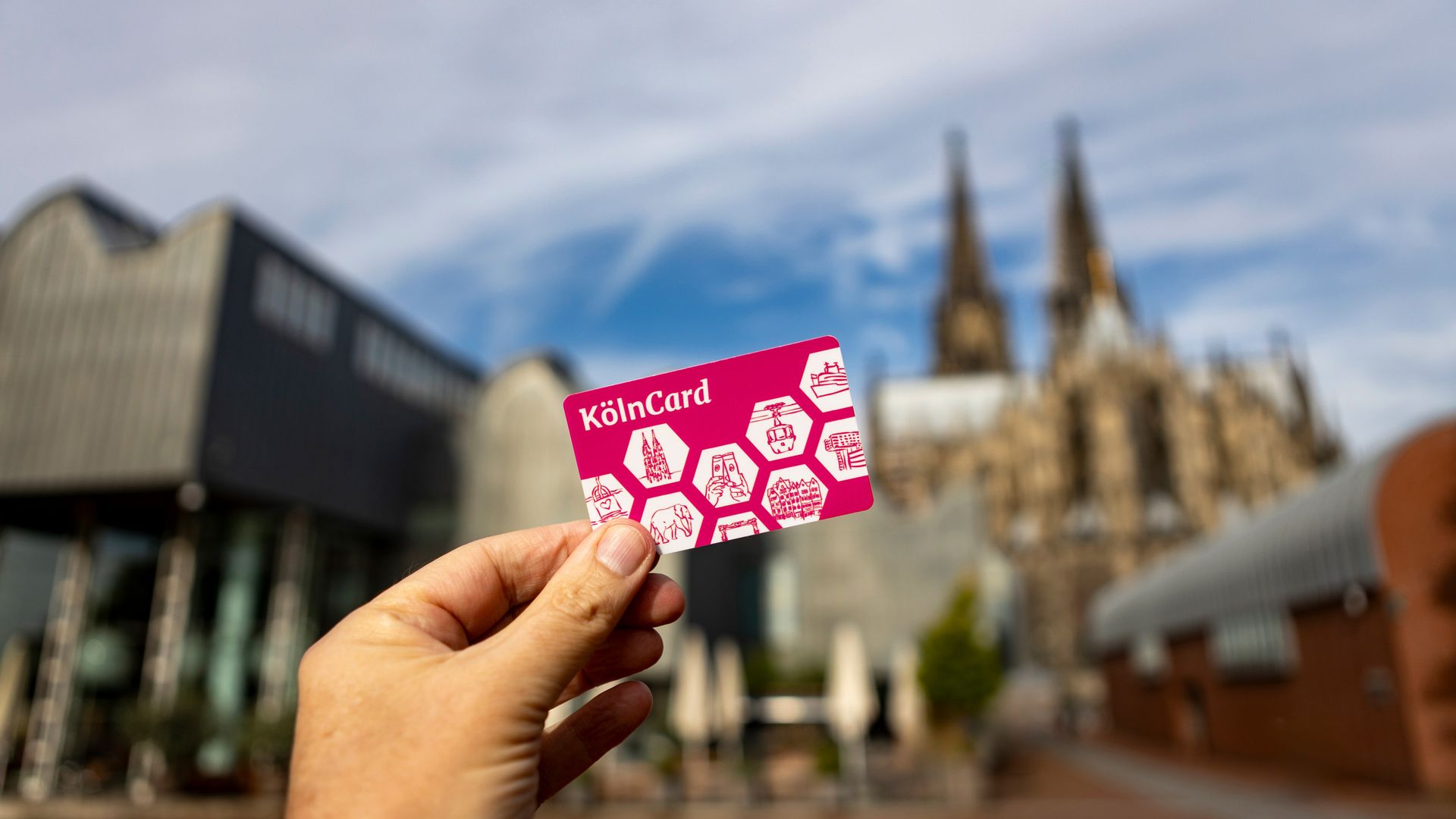 KoelnCard ©KölnTourismus, Foto: Christoph Seelbach